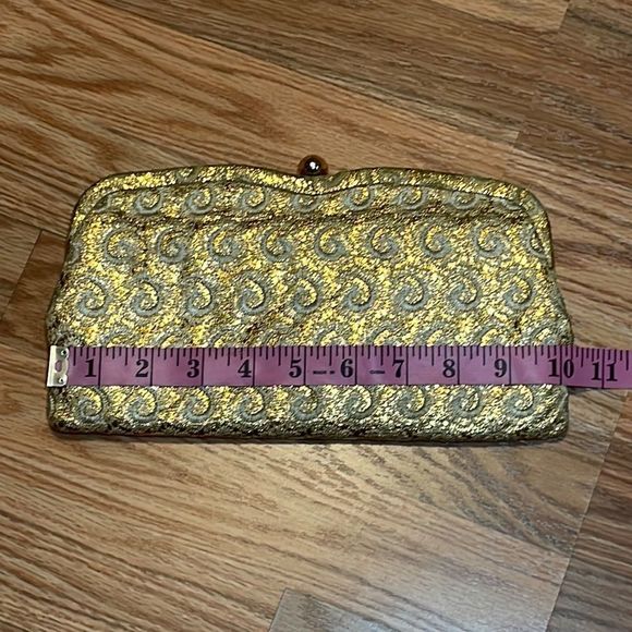 Vintage Gold Swirl Clutch - Picture 3 of 6